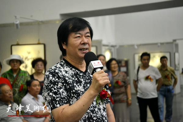 天津美术家协会副主席史振岭致辞。