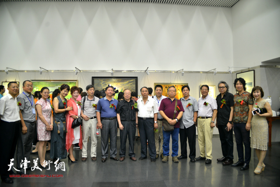 天津市美术中等专业学校建校五十五周年新老师生再聚首