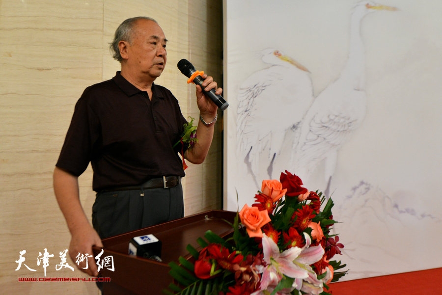 天津美术学院教授王振德致辞。
