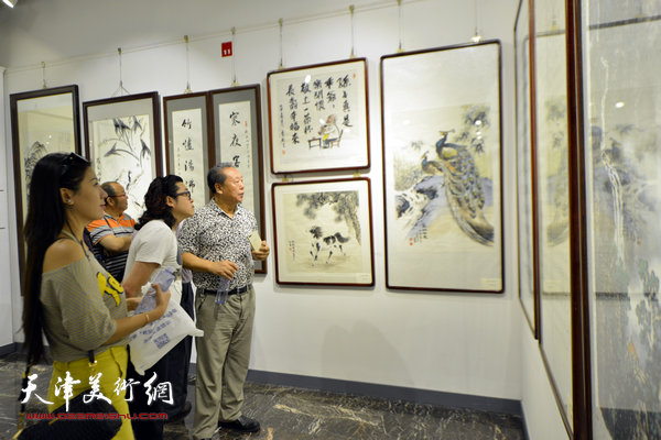 “第二届墨韵茶香书画展”现场。