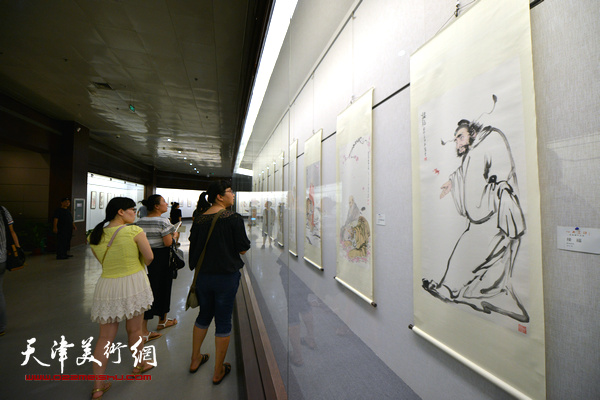 “心无挂碍·张佩钢作品展”现场。