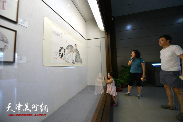 “心无挂碍·张佩钢作品展”现场。