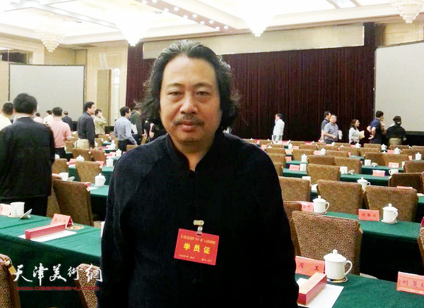 贾广健在第六期文化名家暨“四个一批”人才建设研修班座谈会现场。