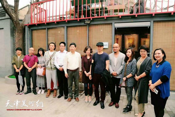 “金秋古韵”天津高校师生书画作品交流展在西青区七月美术馆开幕，