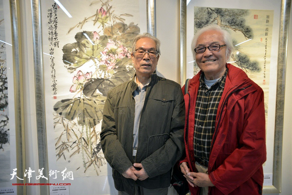 李庆增、黄枕石在“秋之韵”书画展上。