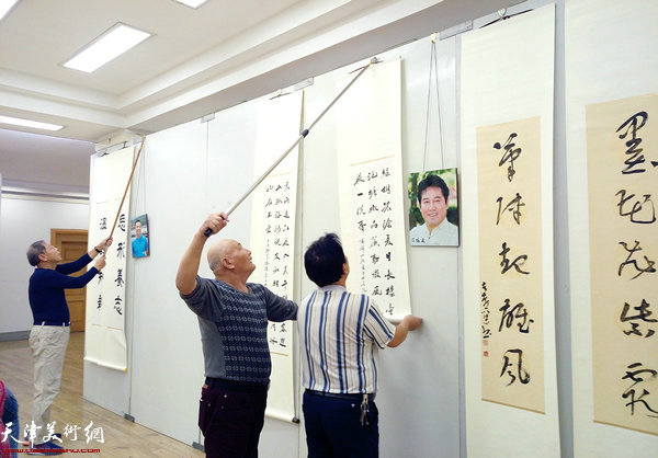 图为布展现场