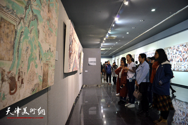 敦煌壁画艺术精品高校公益巡展-天津城建大学站