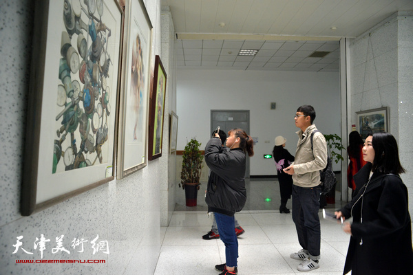 天津市第二届青年水彩画展