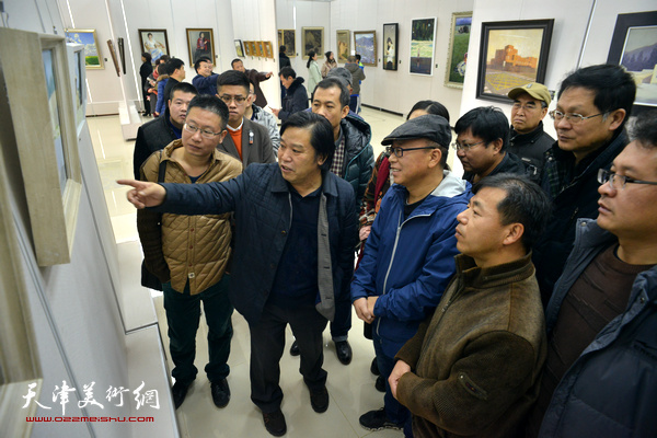 九月艺术沙龙第四届油画展