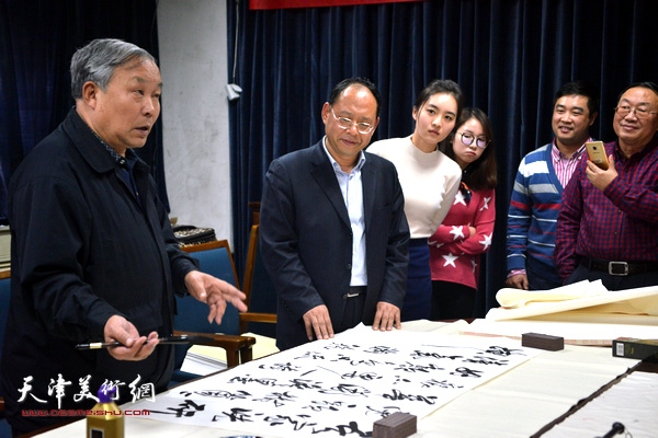 南开大学天津校友会书法协会成立