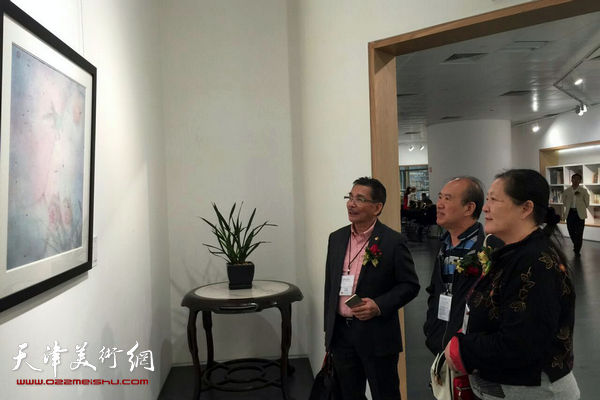 八千里路云和月—迎香港回归20周年津门名家书画展