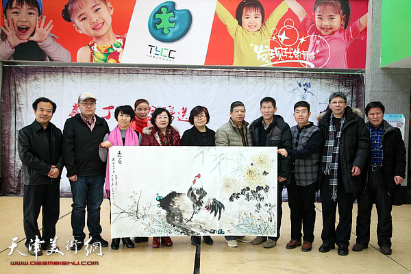 津门书画家走进天津市青少年活动中心迎春送福