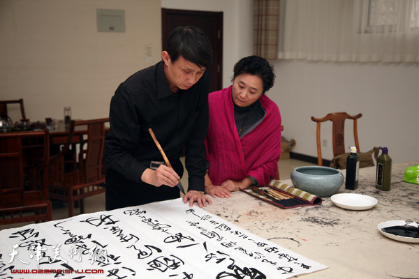 百中国画院与金带福路文化中心开展新年联谊活动