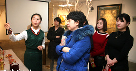 艺术·中国年-丁酉迎春纳福绘画展亮相梵响艺术空间