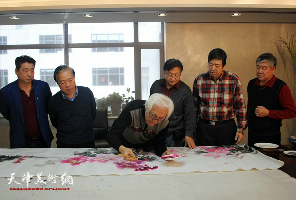 合作《大吉图》，左起：王海云、王润昌、李庆增、韩立明、陈元龙、张瀛洲