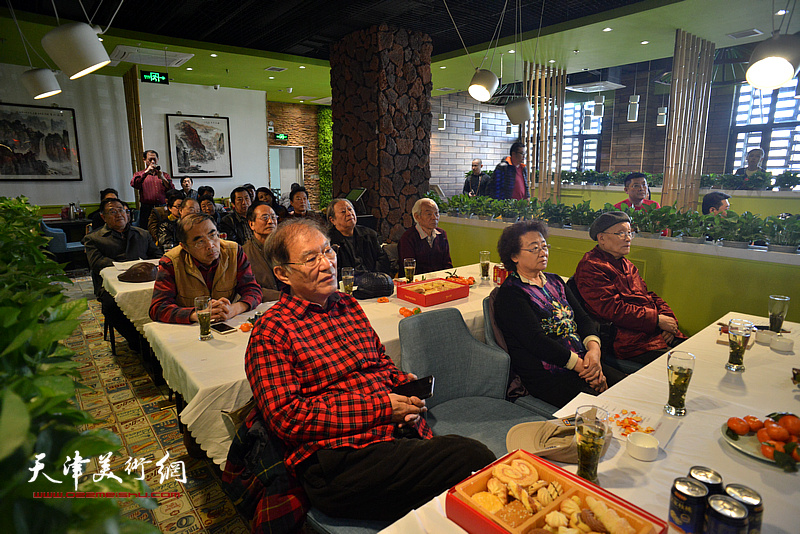 “天津湖社画会首届会员代表大会”现场。