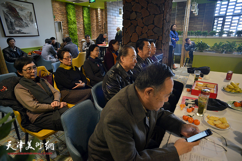 “天津湖社画会首届会员代表大会”现场。