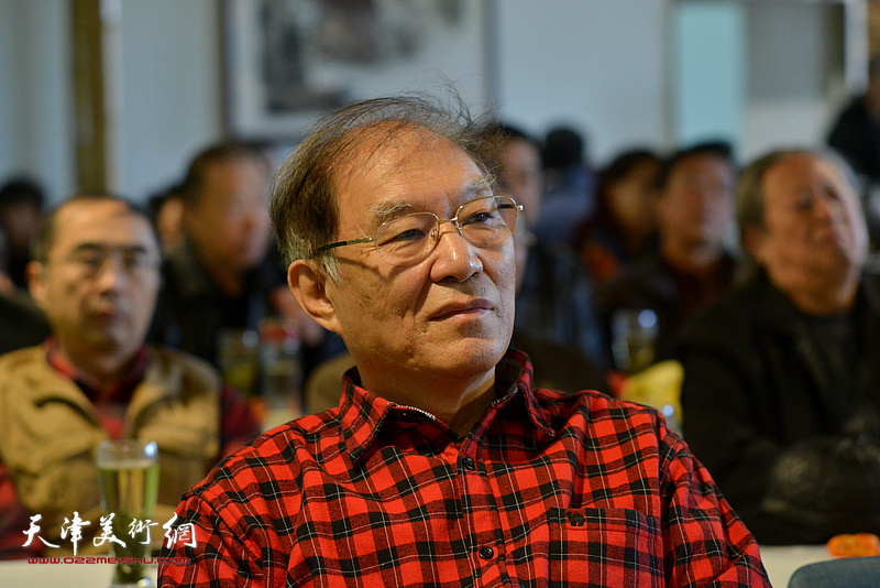 何延喆在天津湖社画会首届会员代表大会上。