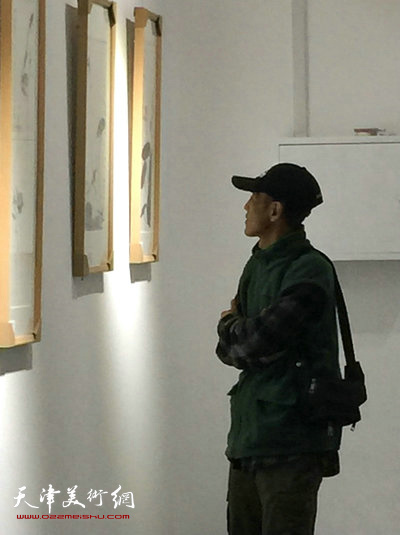 “谷雨惊春”—赵新立、谭胜伟、金可丰、李金玺绘画作品展现场。
