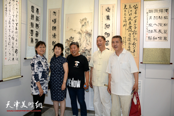 西沽书画社翰墨传真情，丹青绘心声大型书画展现场。