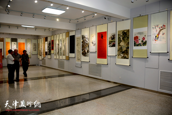 西沽书画社翰墨传真情，丹青绘心声大型书画展现场。