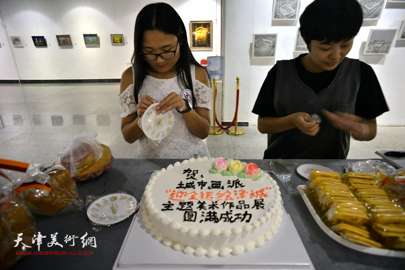 “添彩津城、助力全运”城市画派主题美术展8月26日开幕。