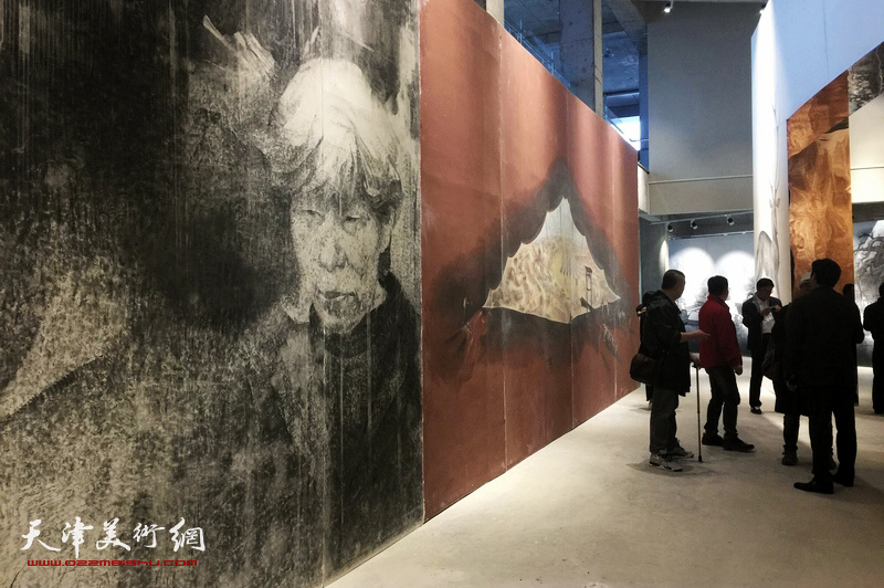 蔚县国际艺术小镇美术馆开展现场。