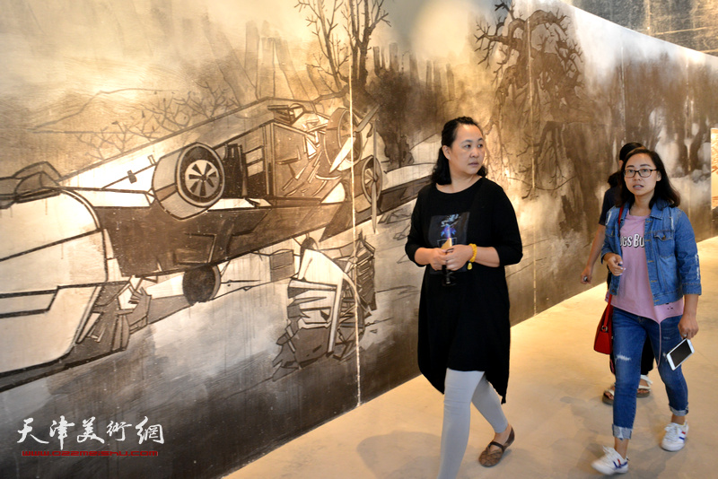 蔚县国际艺术小镇美术馆开展现场。