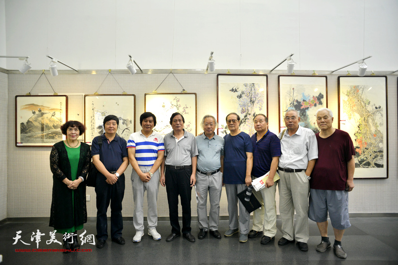 天津花鸟画八家精品展