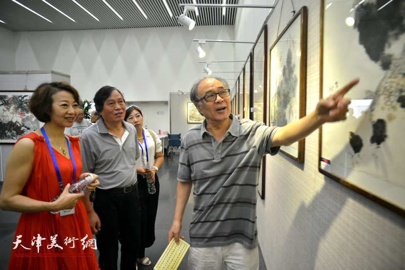 天津花鸟画八家精品展