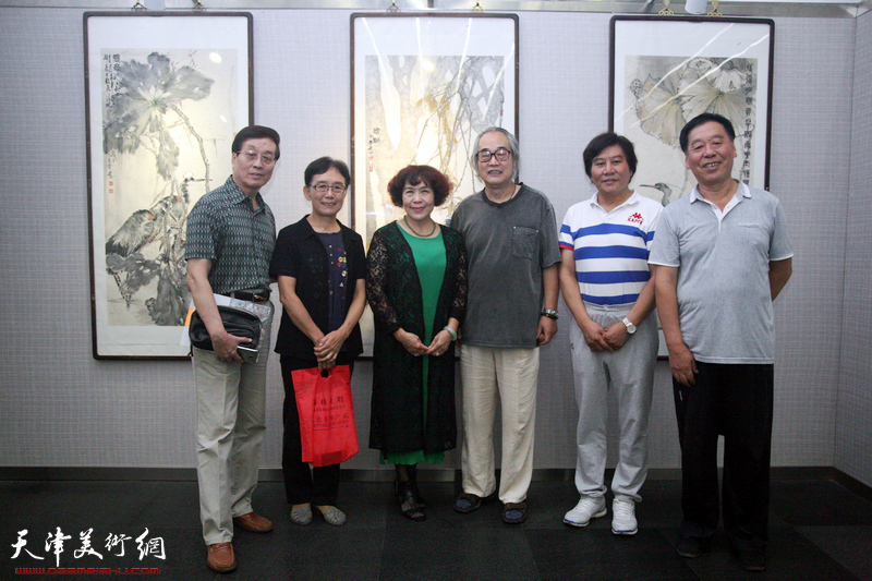 天津花鸟画八家精品展