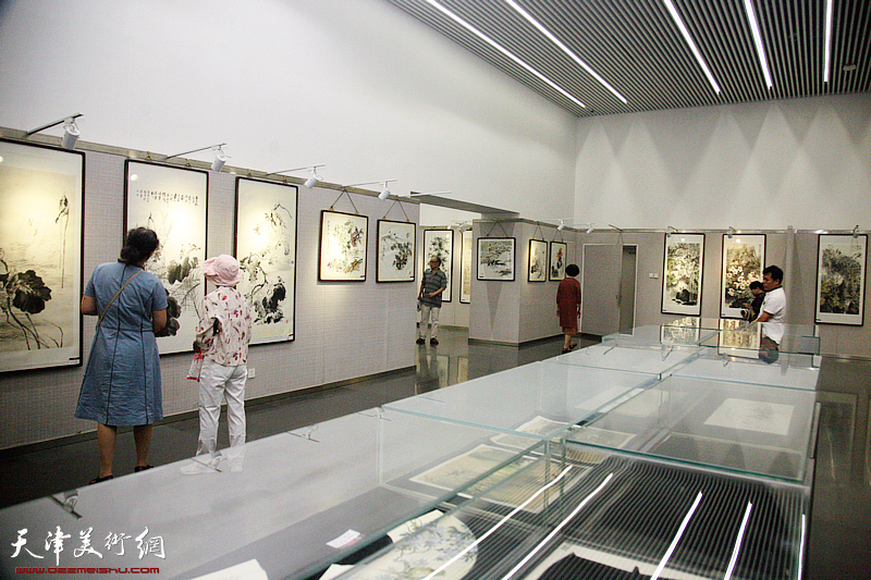 天津花鸟画八家精品展