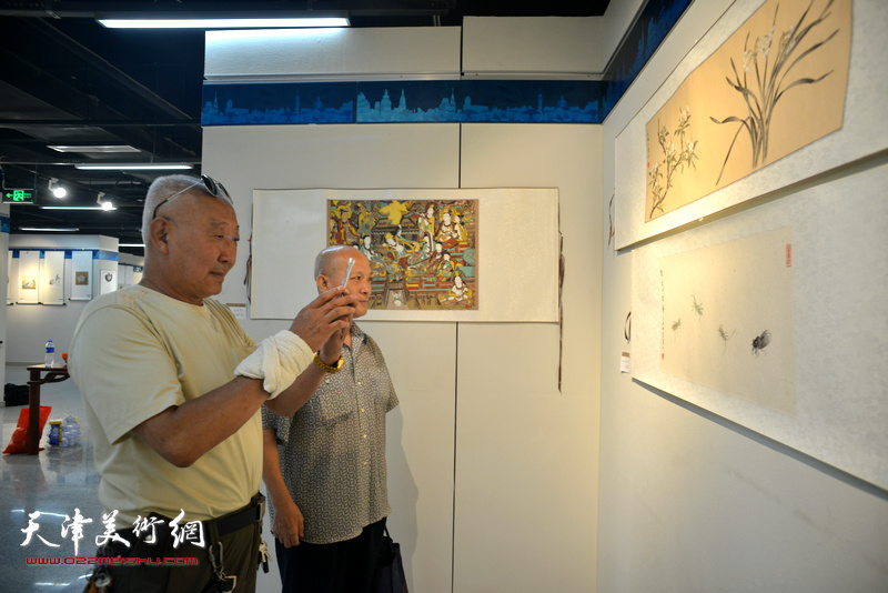 “水印——张春蕾、范宁、郑伟、岳立兴书画展”9月9日在河西区文化中心美术馆开幕。