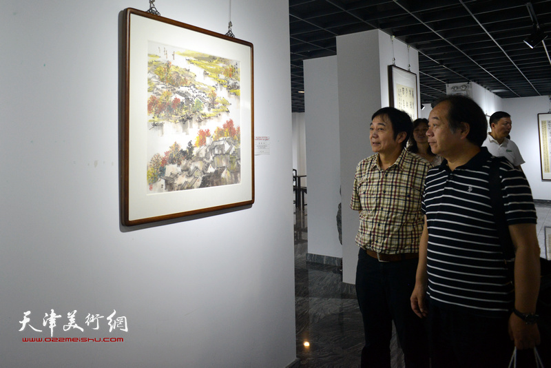 “江南雅韵 津沪墨缘——姬俊尧·王国贤书画作品联展”现场。