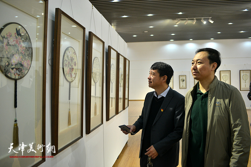 “创建文明城区-‘百善’小品大艺全国巡回展”现场。