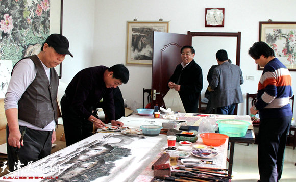 津门书画家河北乡村送文化活动现场。