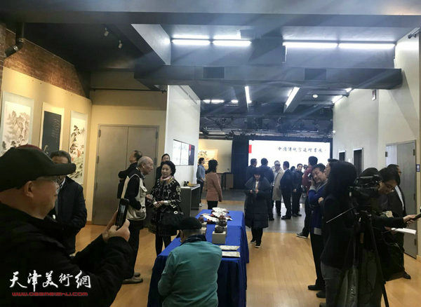 中国传统宫廷绘画展现场