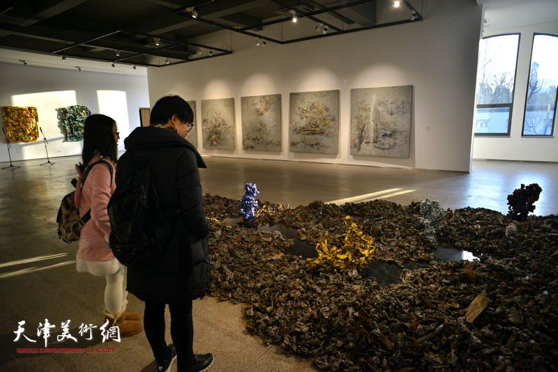 首届“艺术天津—艺术改变城市”大型主题艺术活动现场。