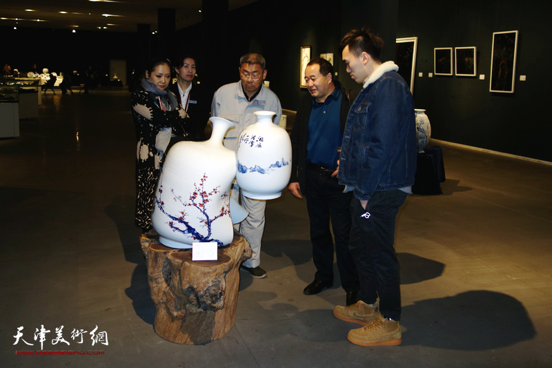 “天之瓷”陶瓷艺术展