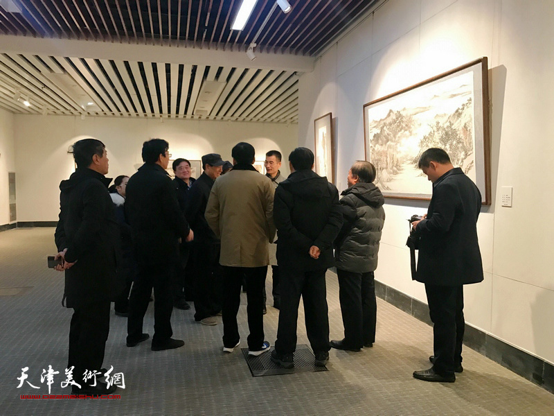 “文雅在兹”著名画家姜金军中国画作品展现场。