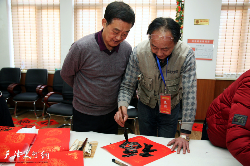 天津市书法家小分队走进滨海新区工农村小学送文化