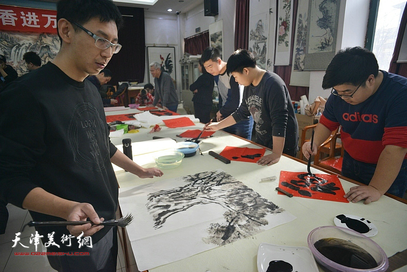 天津画院“深入生活、扎根人民—新春走基层活动”走进西青区邓店村