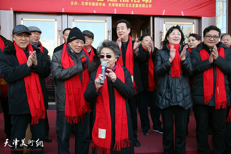 唐云来师生迎新春联墨展