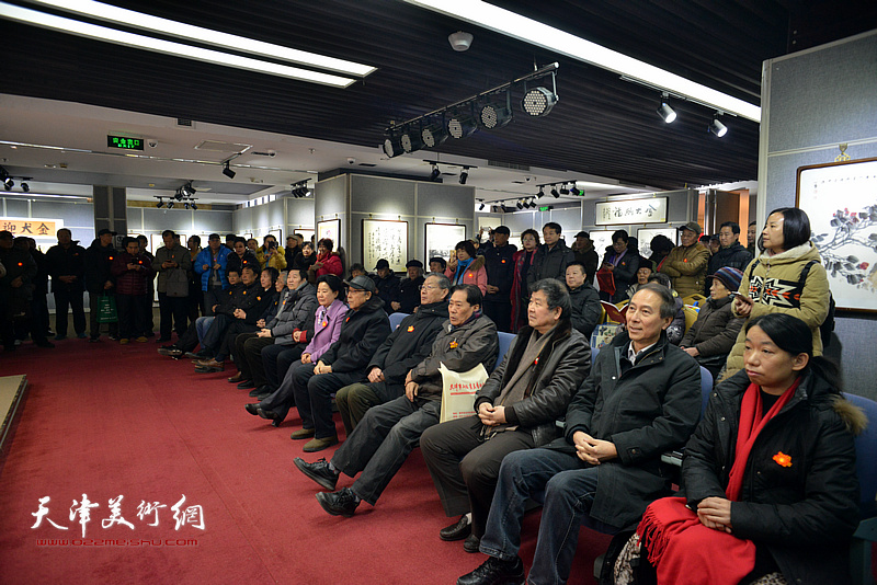 金犬纳福·中国第十一届生肖画及国画优秀作品展开幕仪式现场。