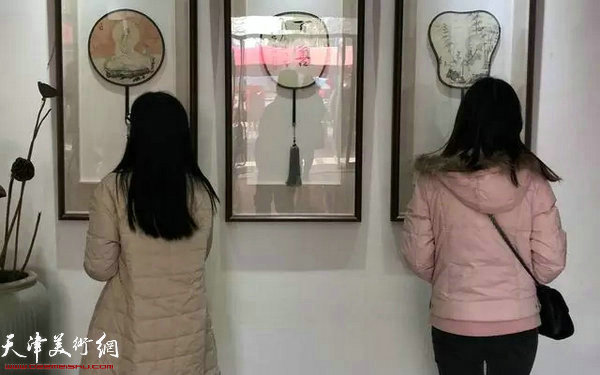 “百善”小品大艺全国巡回展（河北站）在清苑虹宝画苑开幕