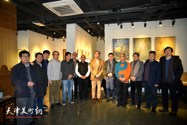 周晓冰作品展