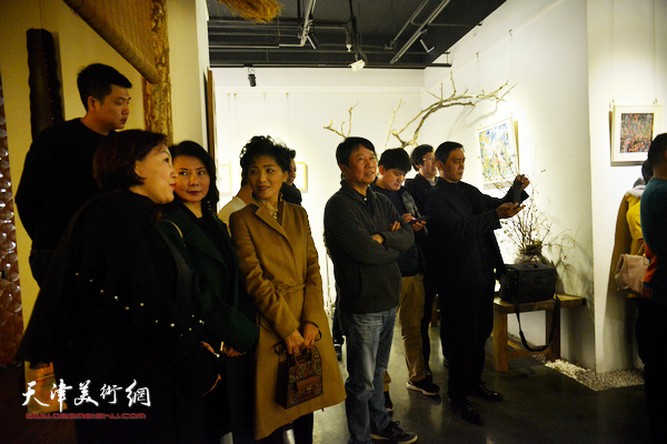 周晓冰作品展