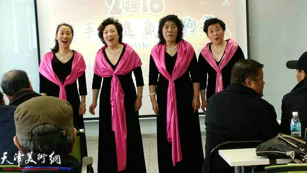 联谊会上演出女声四重唱。