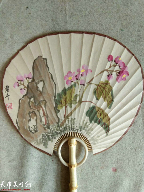 张春蕾花鸟画作品 （扇面）