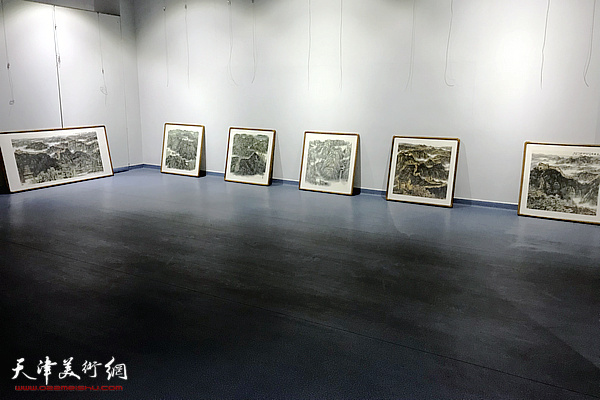 山川乡国情——京津冀李小可艺术工作室“迁纸画迁安”师生作品展布展现场。